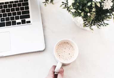 人人影视深度揭秘:猛料风波背后,主持人在粉丝见面会的角色疯狂令人意外 人人影视深度揭秘:猛料风波背后,主持人在粉丝见面会的角色疯狂令人意外